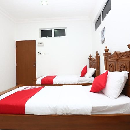 Jertih Super Oyo 89435 Nusantara Group Hotel מראה חיצוני תמונה